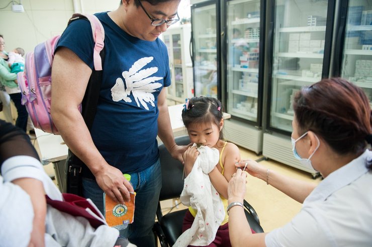 واکسیناسیون کودکان بالای ۳ سال در چین آغاز شد