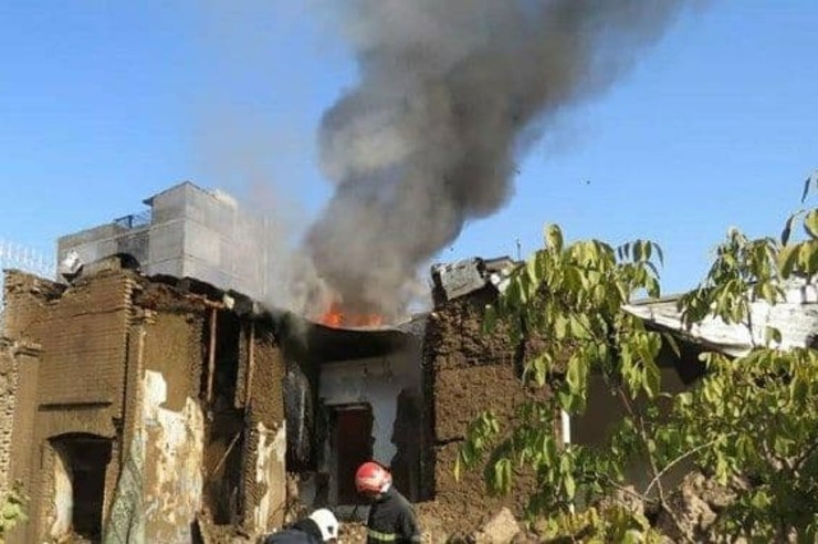 خانه استاد مشکاتیان در نیشابور آتش گرفت + فیلم و عکس