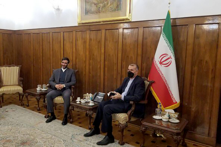 وزیر خارجه با سعید محمد دیدار کرد | وزارت خارجه آماده جذب سرمایه خارجی در مناطق آزاد است