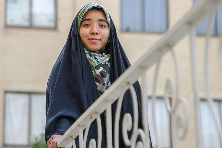 دختر فعالی که جایزه نوبل دانش‌آموزی البرز را کسب کرد