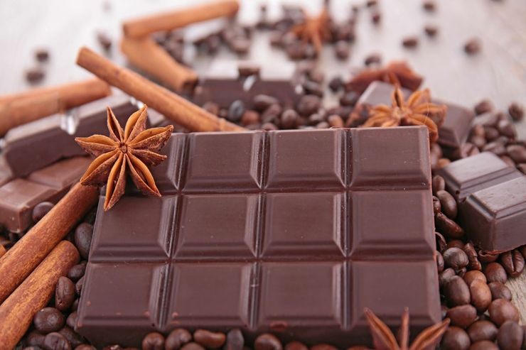 خواص شیرین شکلات تلخ چیست؟