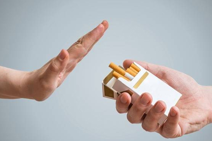 ماجرای سیگارهای هدیه به خبرنگاران چه بود؟ | دستور فوری مدیرعامل جدید دخانیات ایران