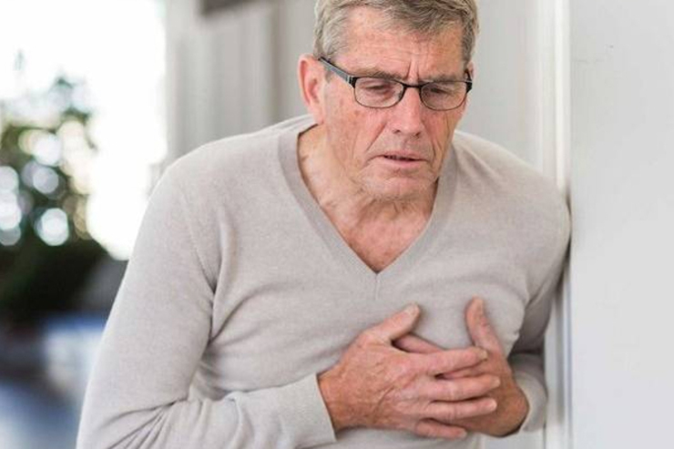 سکته قلبی چه علائمی دارد؟ | قرص آسپیرین بهتر است یا نیتروگلیسیرین؟