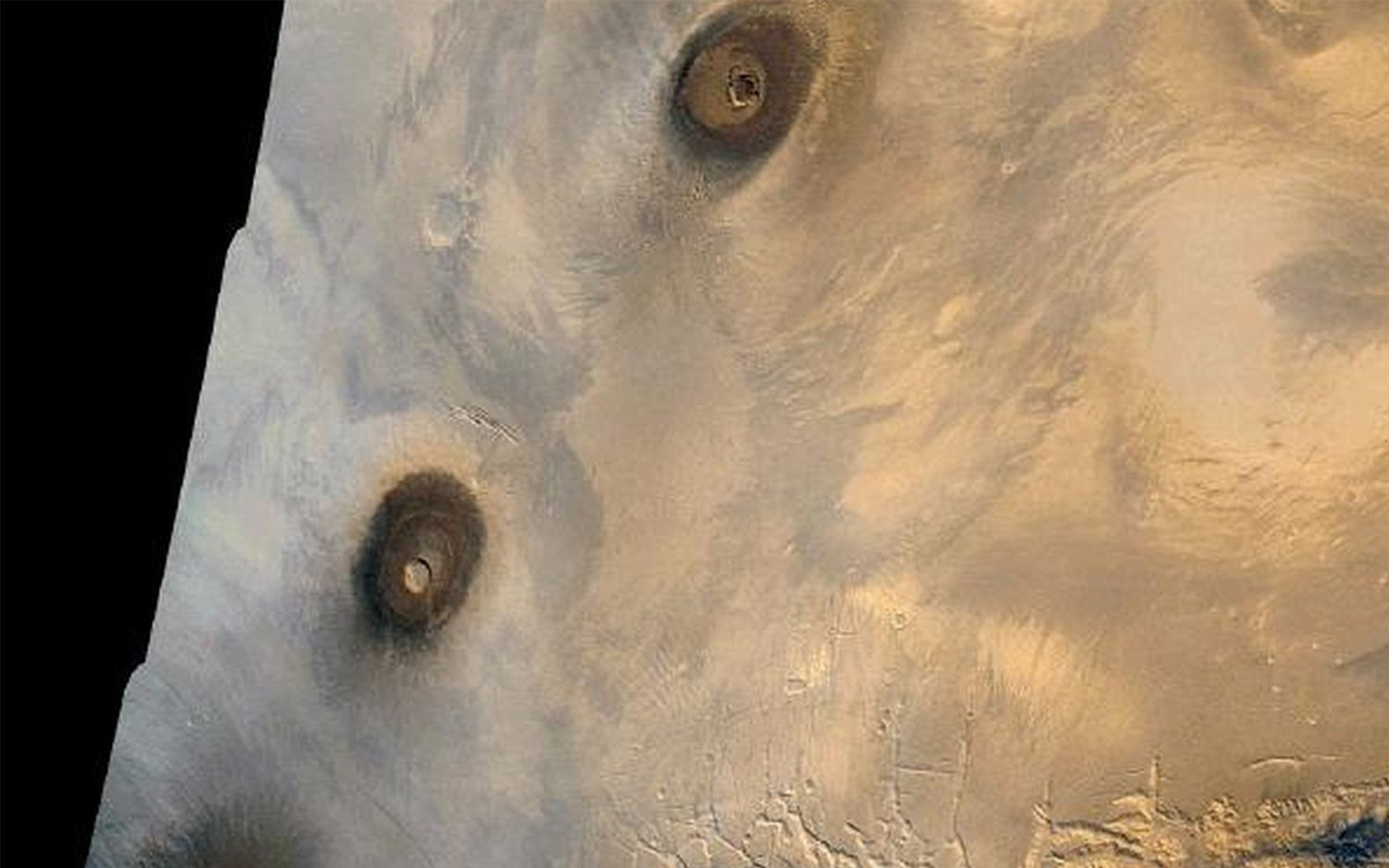 با ۸ جاذبه شگفت انگیز در مریخ آشنا شوید + جزئیات