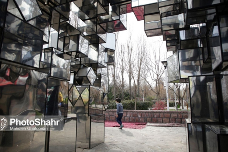ویدئو | نگاهی به المان «فرصت ها» اثری از هنرمند حسین دوپیکر در مشهد
