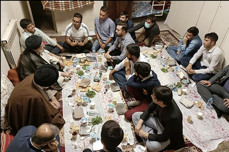 درباره افطار رئیس‌جمهور با دانشجویان افغانستانی در خوابگاه دانشگاه خوارزمی کرج + تصاویر