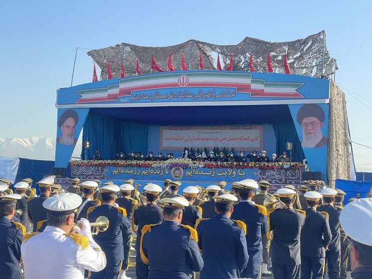 رئیس جمهور در مراسم رژه ۲۹ فروردین‌ماه ارتش: قدرت ایران رژیم‌صهیونیستی را آرام نخواهد گذاشت