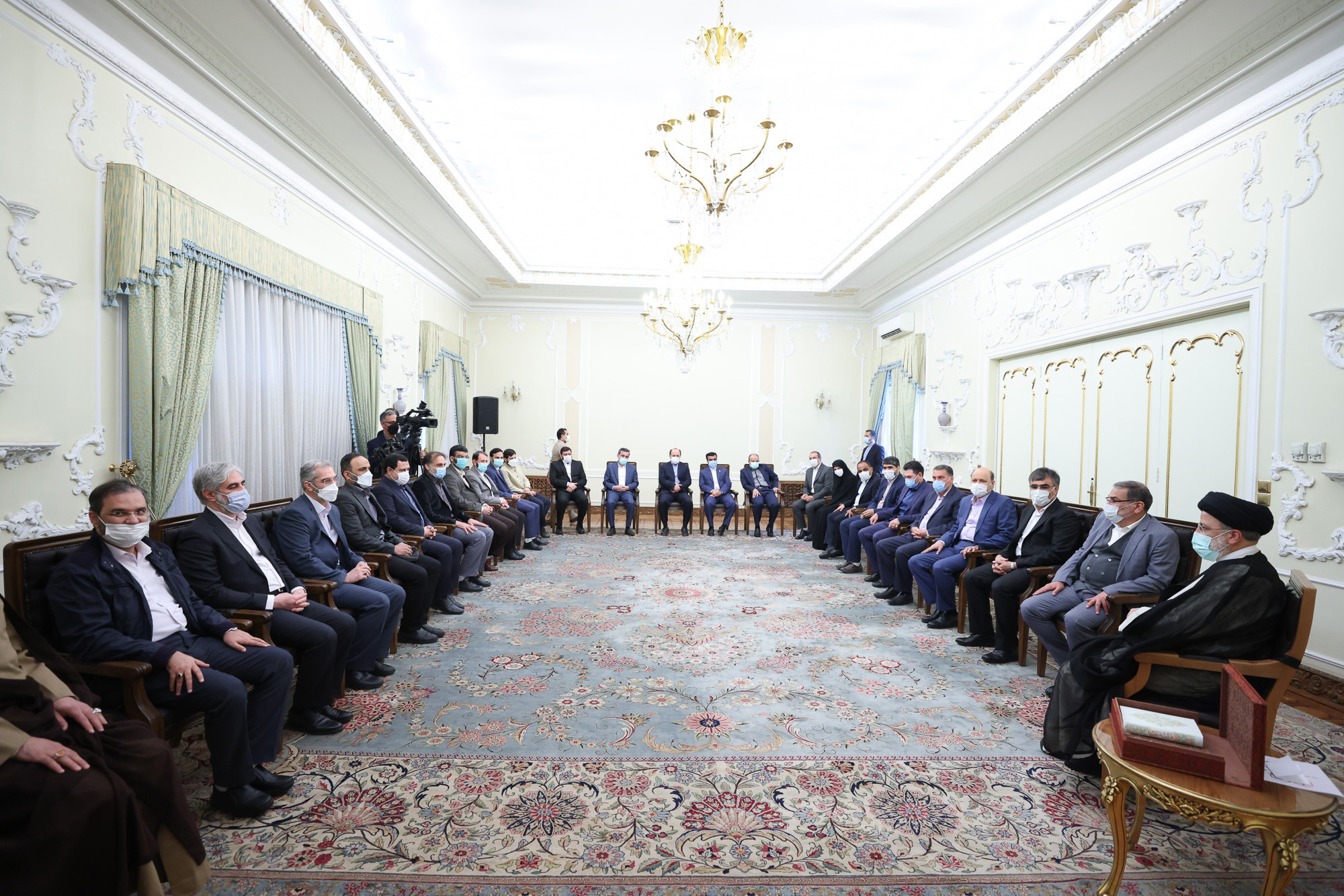 دیدار نوروزی رئیس جمهور با برخی مقامات لشکری و کشوری + عکس