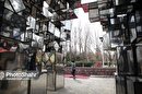 ویدئو | نگاهی به المان «شاید که چو خورشید درخشان به درآیی» اثر هنرمند حسین دوپیکر در مشهد