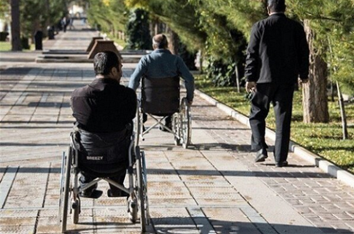 شهروند خبرنگار | درخواست مناسب سازی پیاده روها برای معلولان در برخی خیابان های مشهد + پاسخ