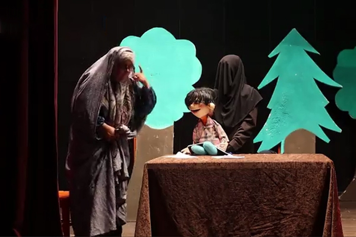 ویدئو | در جستجوی بهترین قهرمان | نمایش کودکانه برای معرفی قهرمان ملی «سردار سلیمانی»