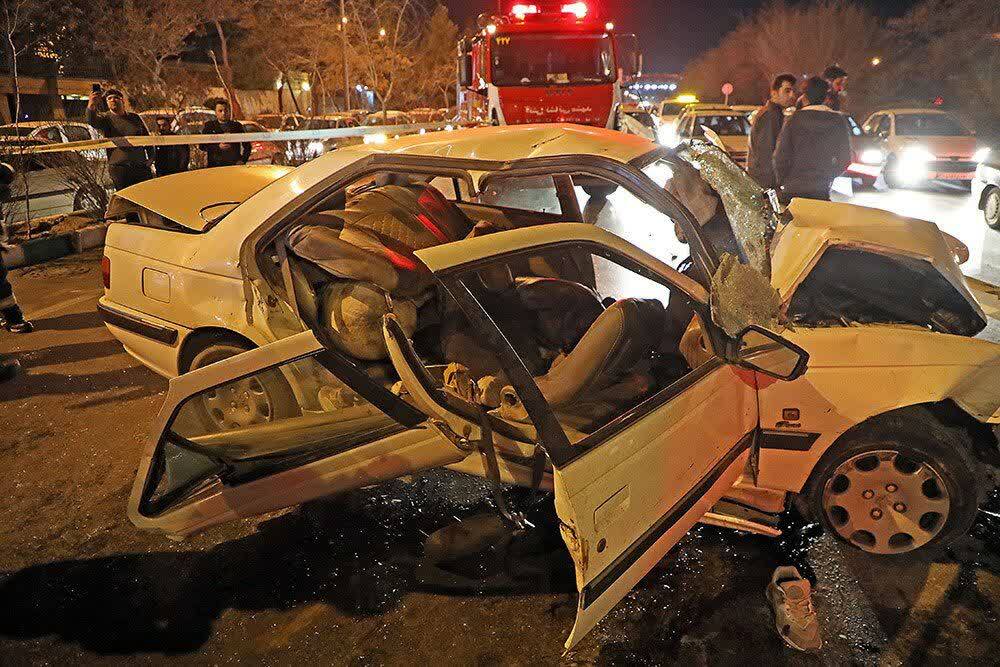 یک کشته و ۲ مجروح در سانحه رانندگی در بولوار وکیل آباد مشهد + عکس