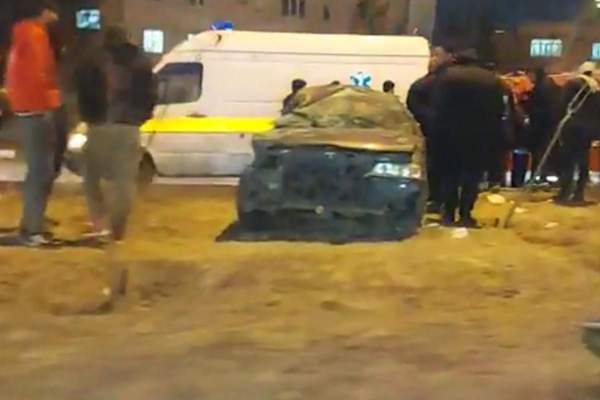 ویدئو | واژگونی خودرو پژو پارس در بزرگراه هاشمی رفسنجانی مشهد
