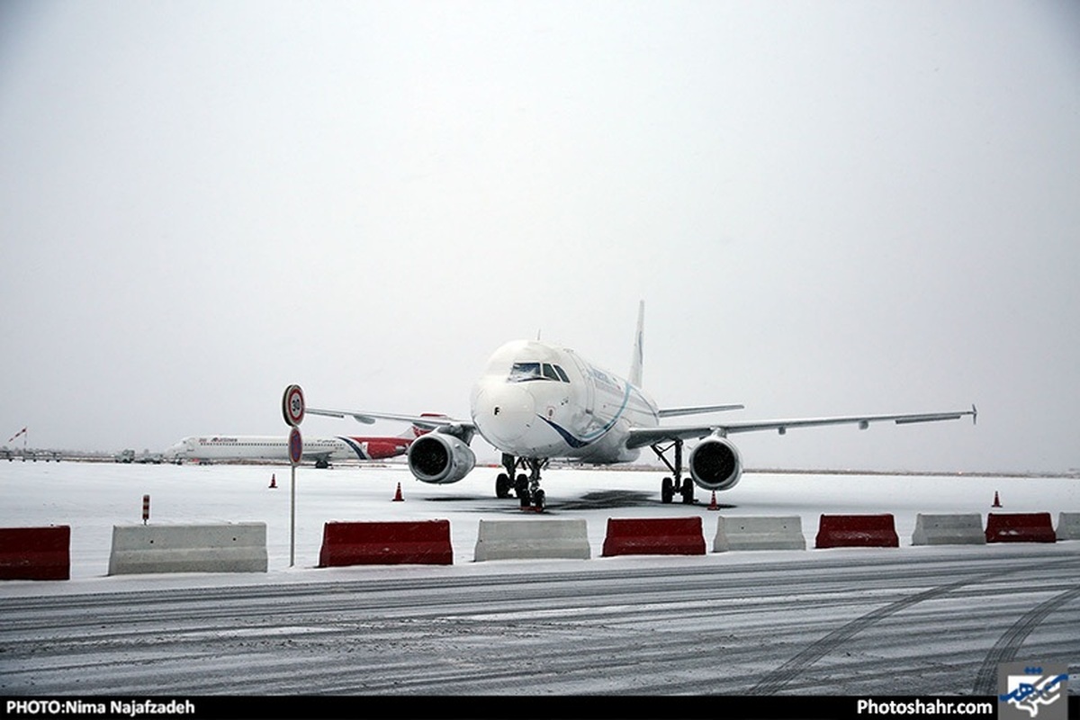 فرماندار مشهد: تا ساعت ۱۲ باند فرودگاه مشهد بازگشایی خواهد شد