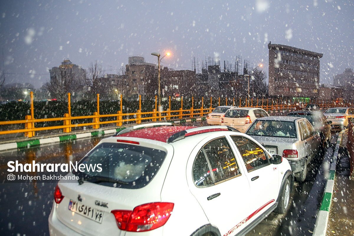 کاهش وقوع تصادف در مشهد (۲۱ دی‌ماه ۱۴۰۱) | مسیر‌های اصلی باز و بدون ترافیک است