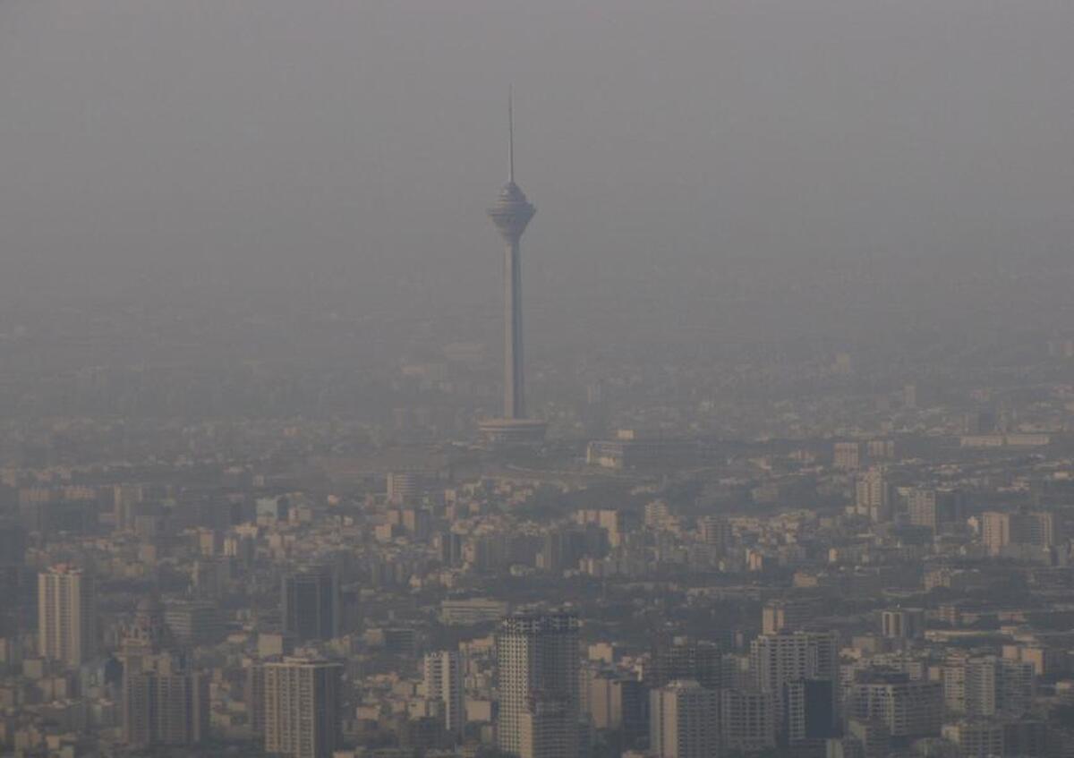 وضعیت قرمز کیفیت هوای تهران (۲۷ دی‌ماه ۱۴۰۱) | اجرای طرح زوج و فرد از درب منازل