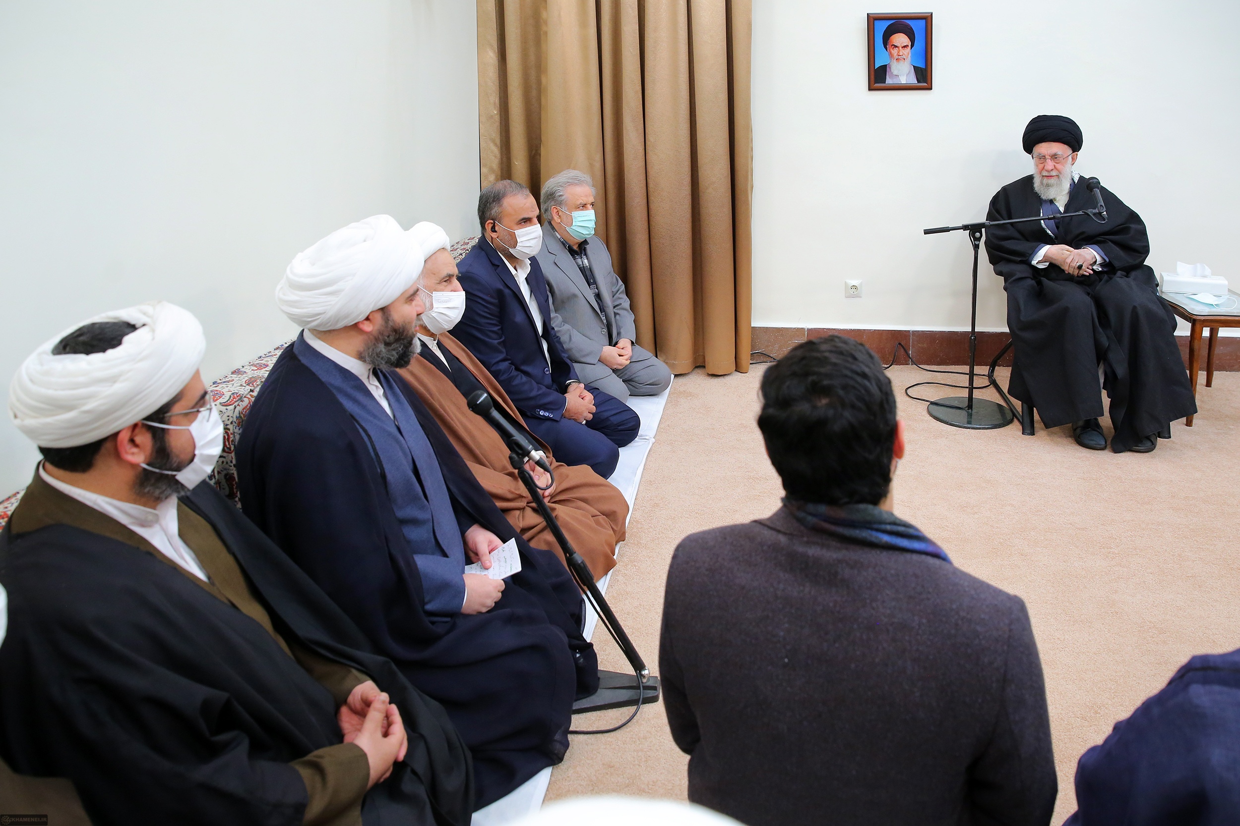 دیدار جمعی از مسئولان سازمان تبلیغات اسلامی با رهبر انقلاب