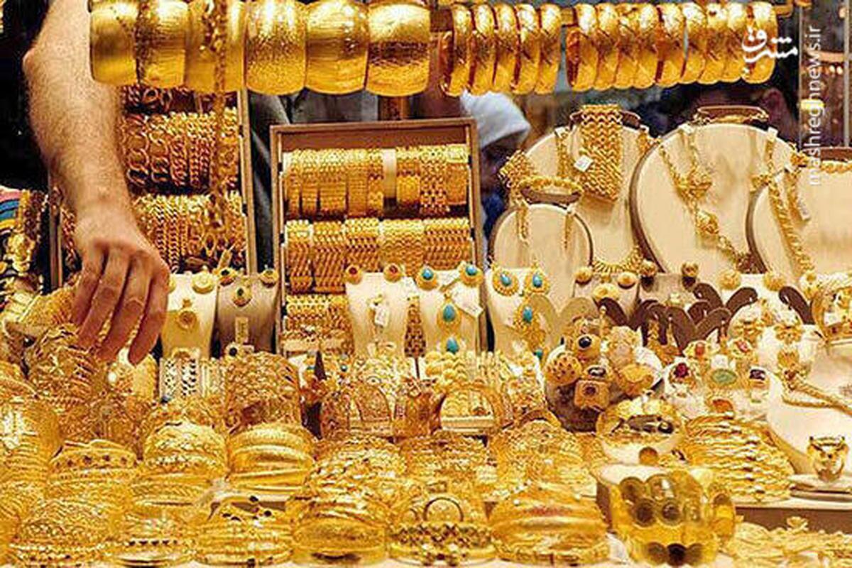 رئیس اتحادیه طلا و جواهرمشهد: بازار طلا اکنون قابل پیش بینی نیست | چرا حساب ۱۷ صنف پروانه دار در مشهد مسدود شده است؟  