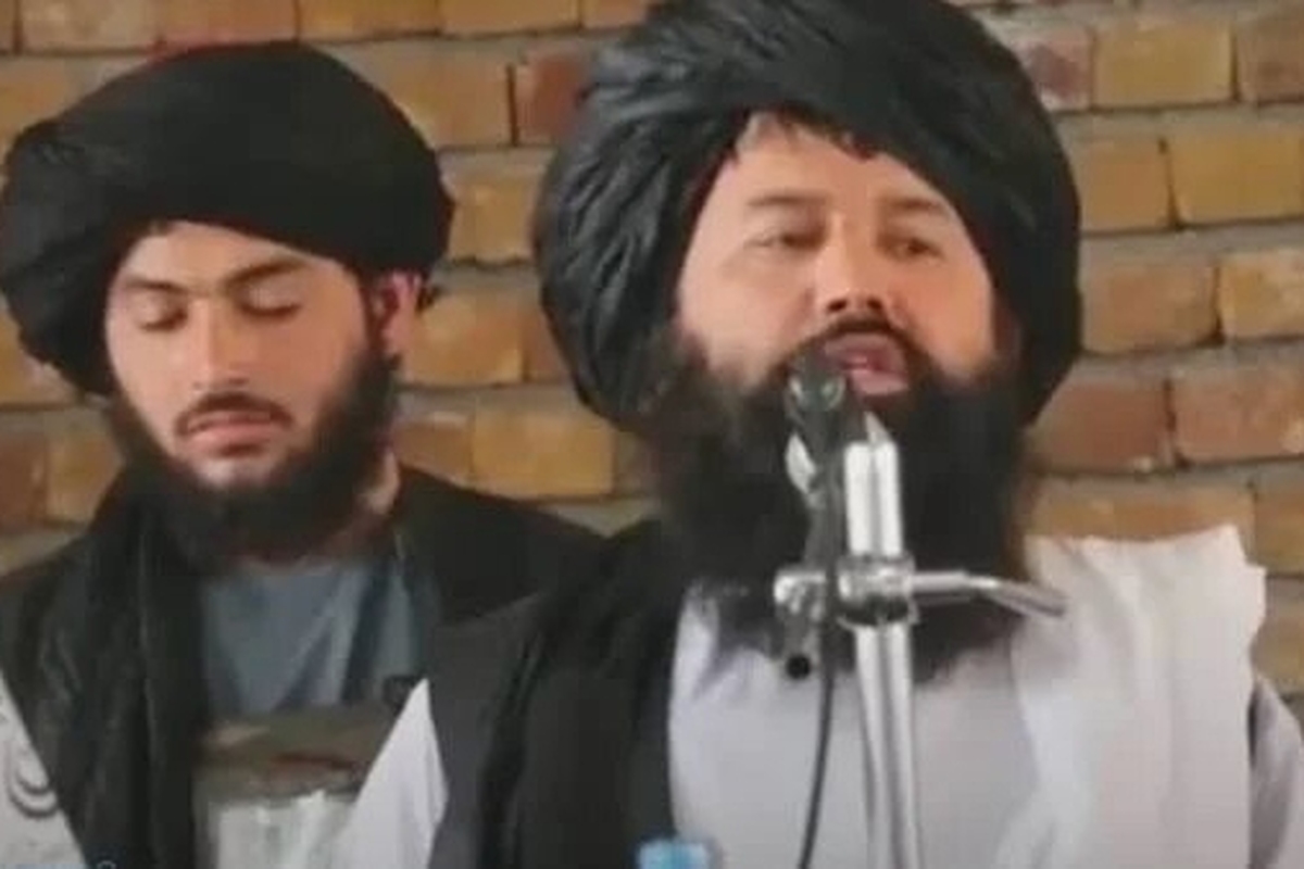 وزیر علوم طالبان: اگر بمب اتم هم بر سر ما بیندازند منع آموزش زنان را لغو نمی‌کنیم