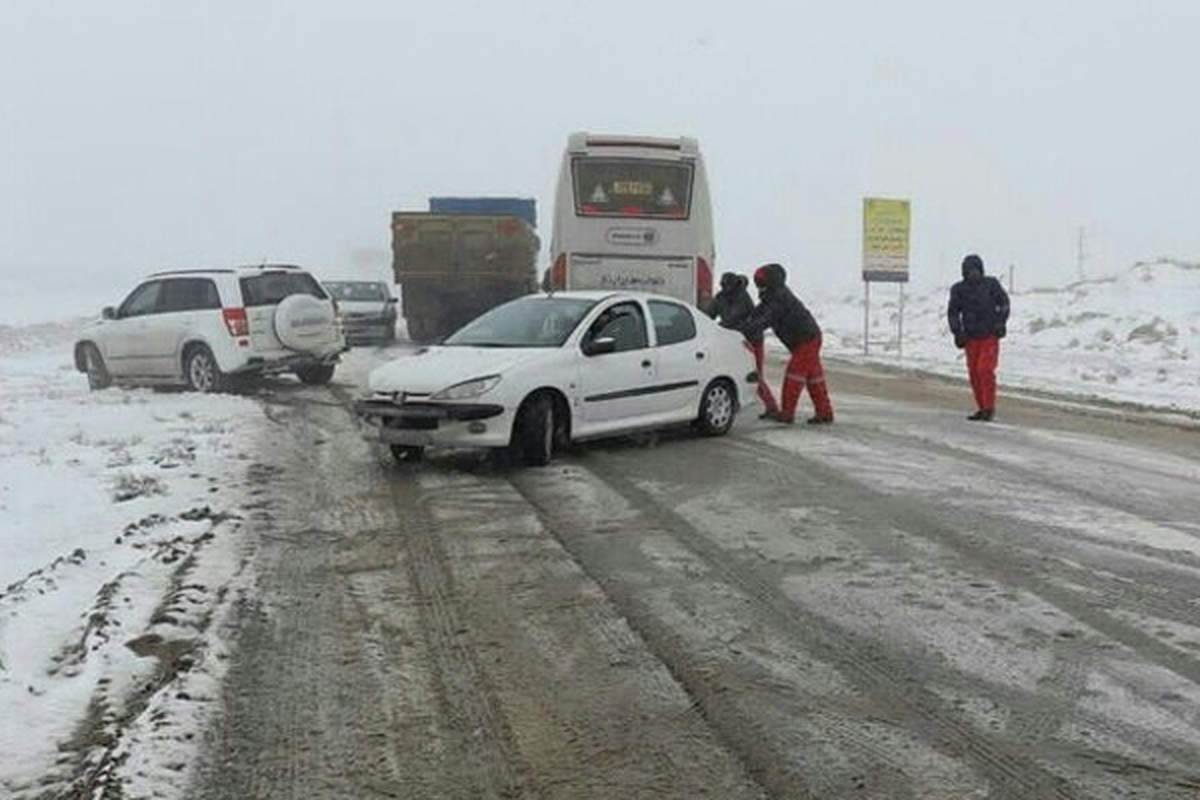 صدور هشدار برف و کولاک و انسداد جاده‌ها توسط هواشناسی (۵ دی ۱۴۰۱)