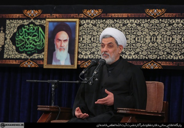 عزاداری شهادت حضرت‌ زهرا‌ (س) با حضور رهبر معظم انقلاب + تصاویر