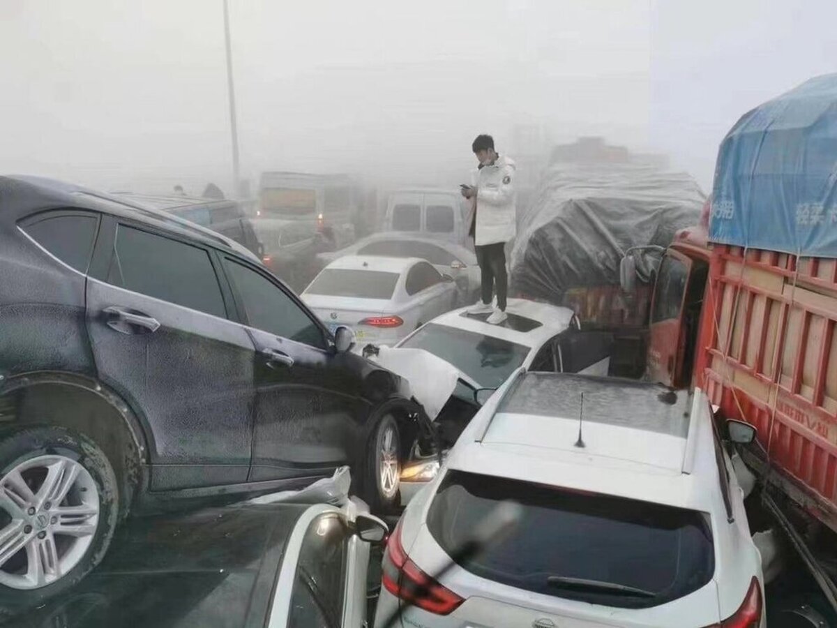 ویدئو| تصادف زنجیره‌ای ۲۰۰ خودرو در چین