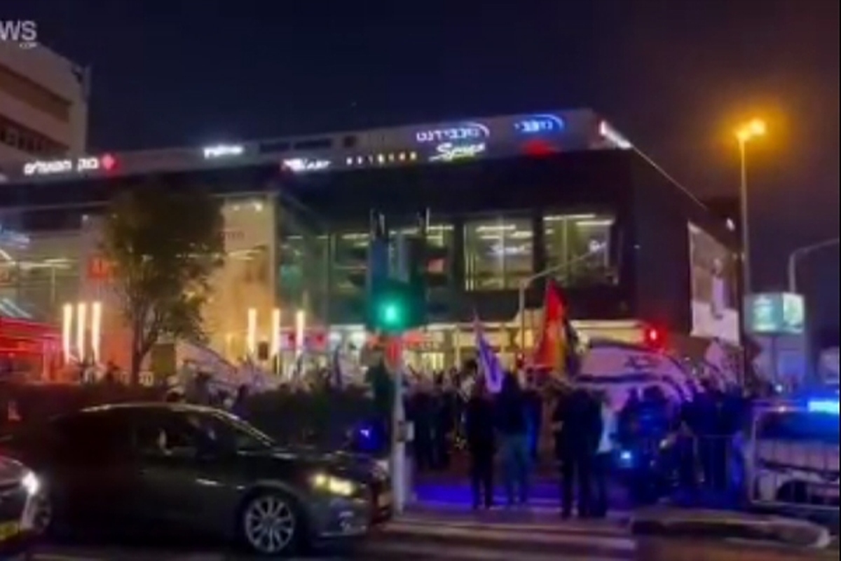 تظاهرات ضد نتانیاهو در تل آویو و حیفا + فیلم