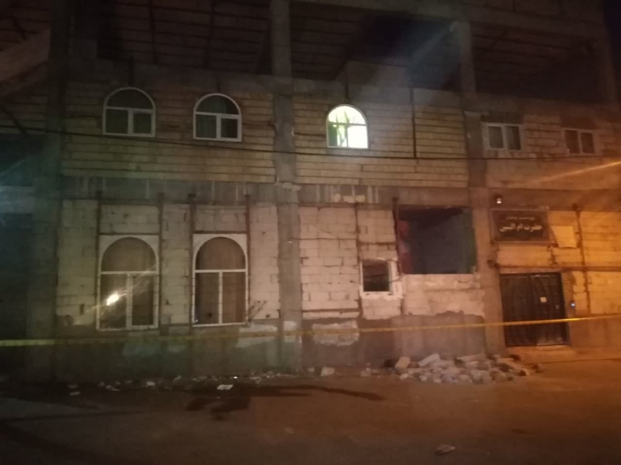 انفجار و تخریب بخشی از مسجد چهارده معصوم(ع) به علت نشت گاز + فیلم و عکس