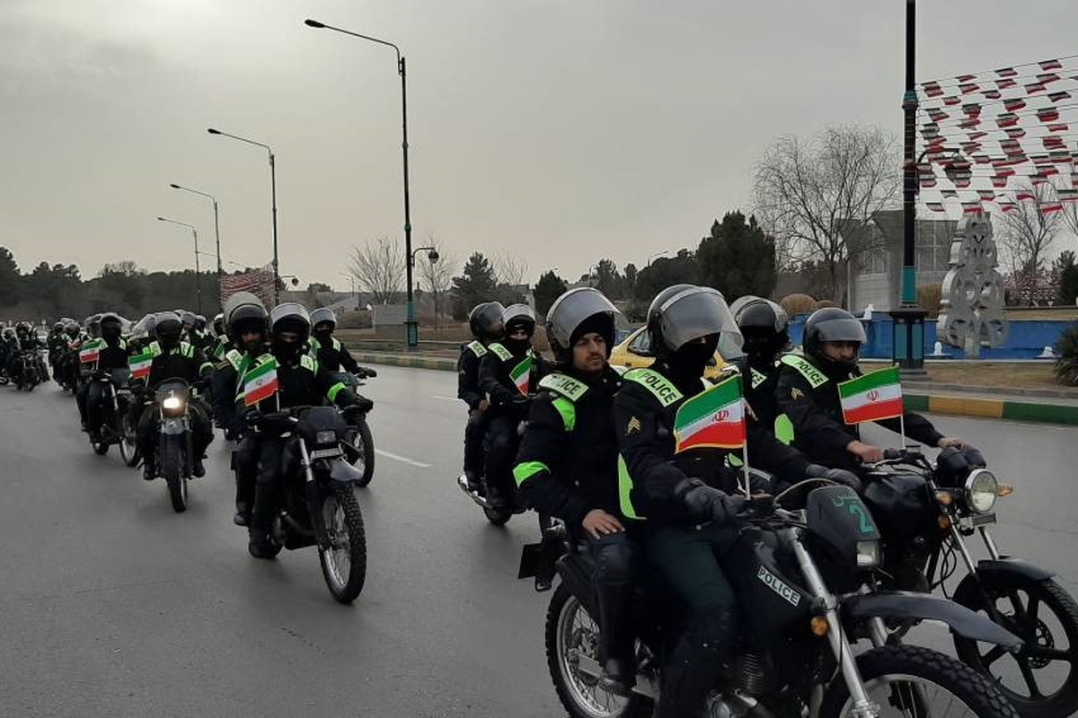 رژه موتوری یگان‌های مسلح خراسان رضوی در مشهد
