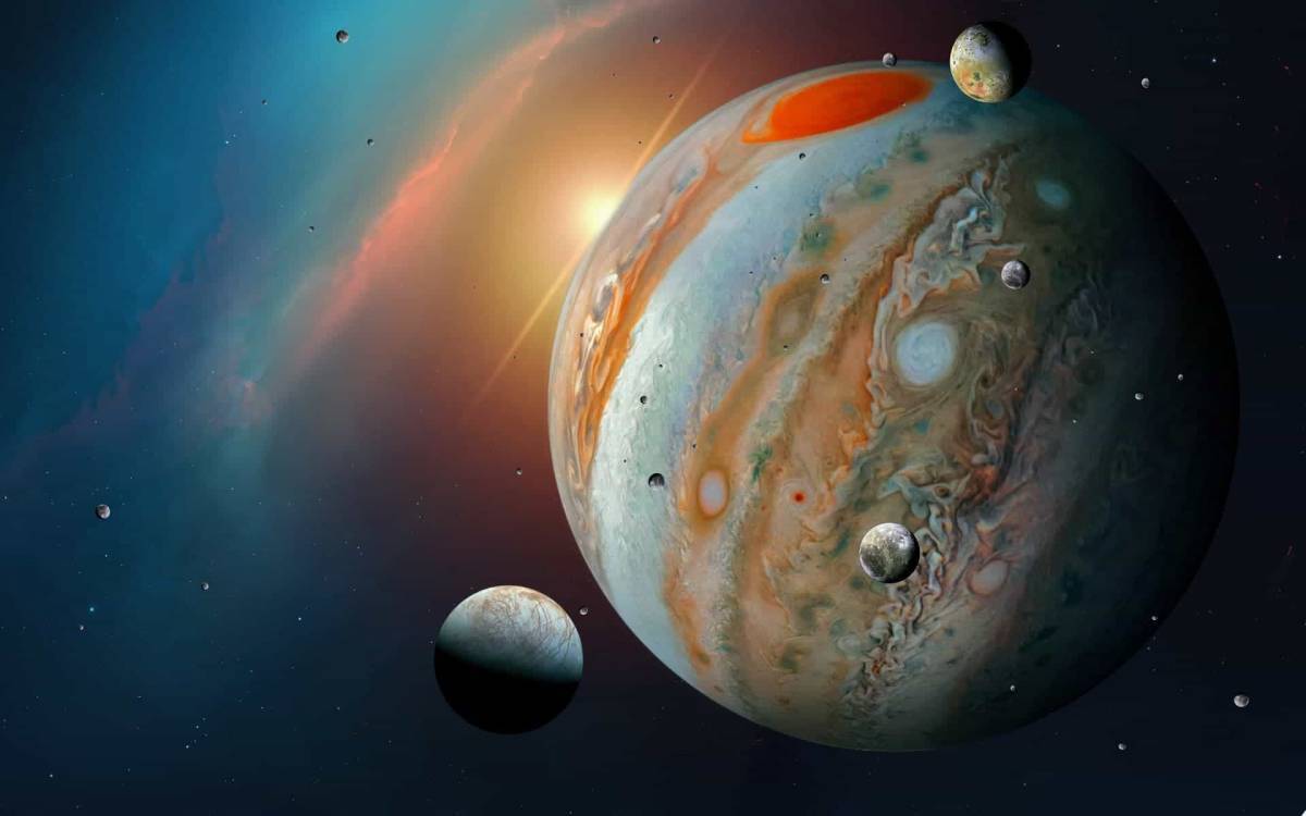 کدام سیاره منظومه شمسی بیشترین تعداد قمر را دارد؟