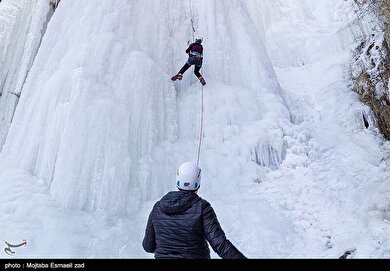 یخ نوردی در آبشار یخی خور خورسلماس