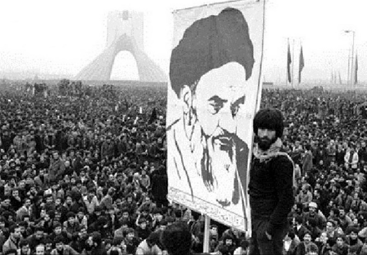 آوای انقلاب | جاویدان ایران عزیز ما