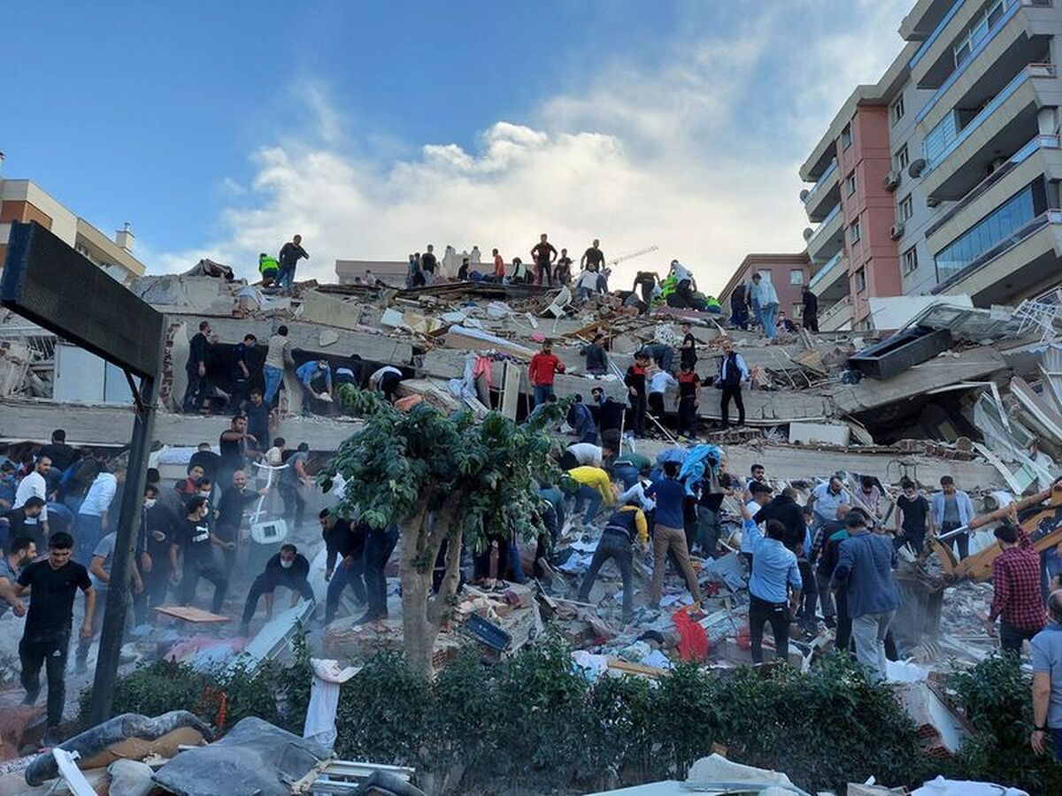ویدئو| استوری یک شهروند ترکیه‌ای از زیر آوار در زلزله ۱۷ بهمن ۱۴۰۱