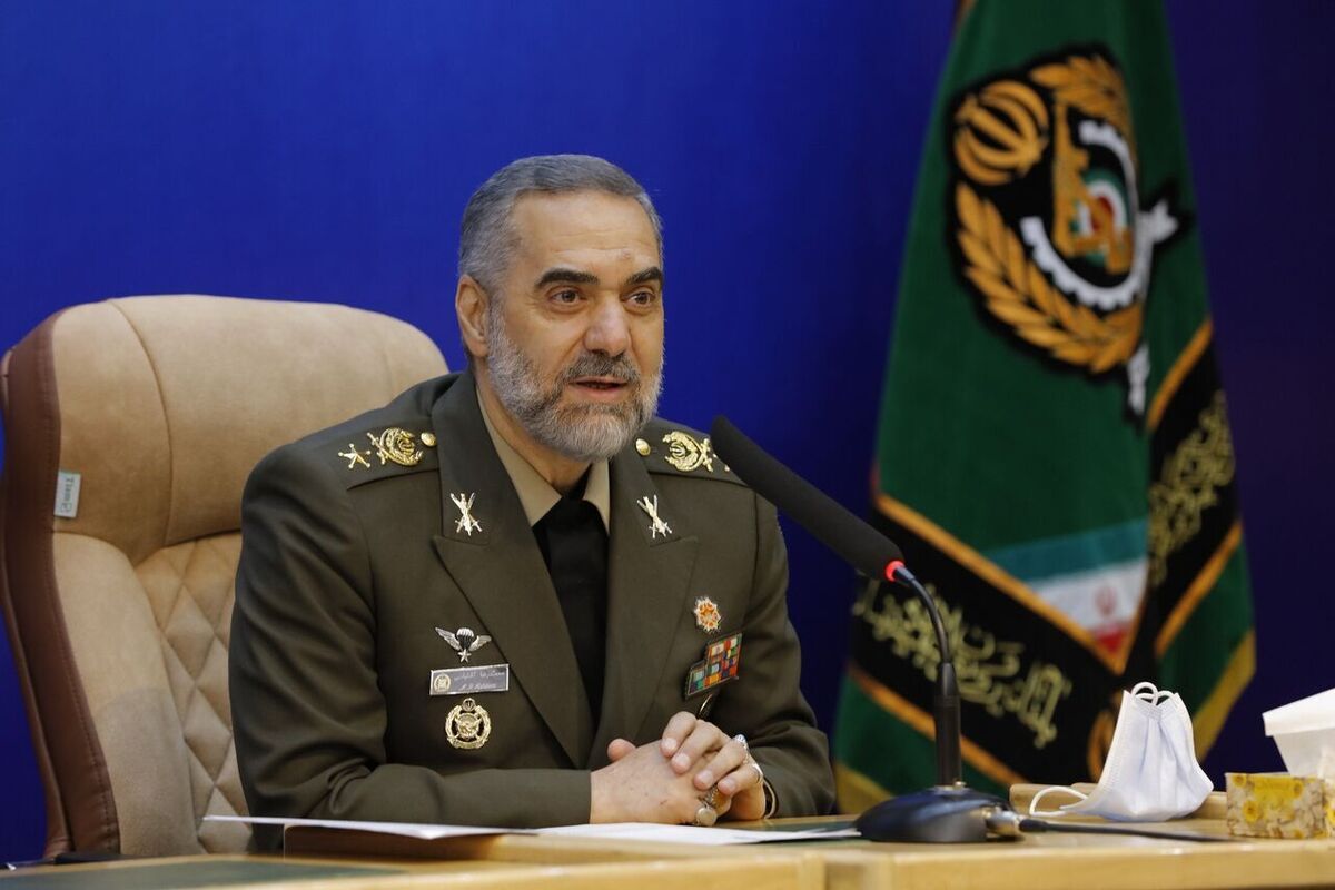 وزیر دفاع: با بسیاری از کشور‌ها همکاری دفاعی داریم| نیرو‌های مسلح ایران به پیشرفته‌ترین تسلیحات نظامی مجهزند