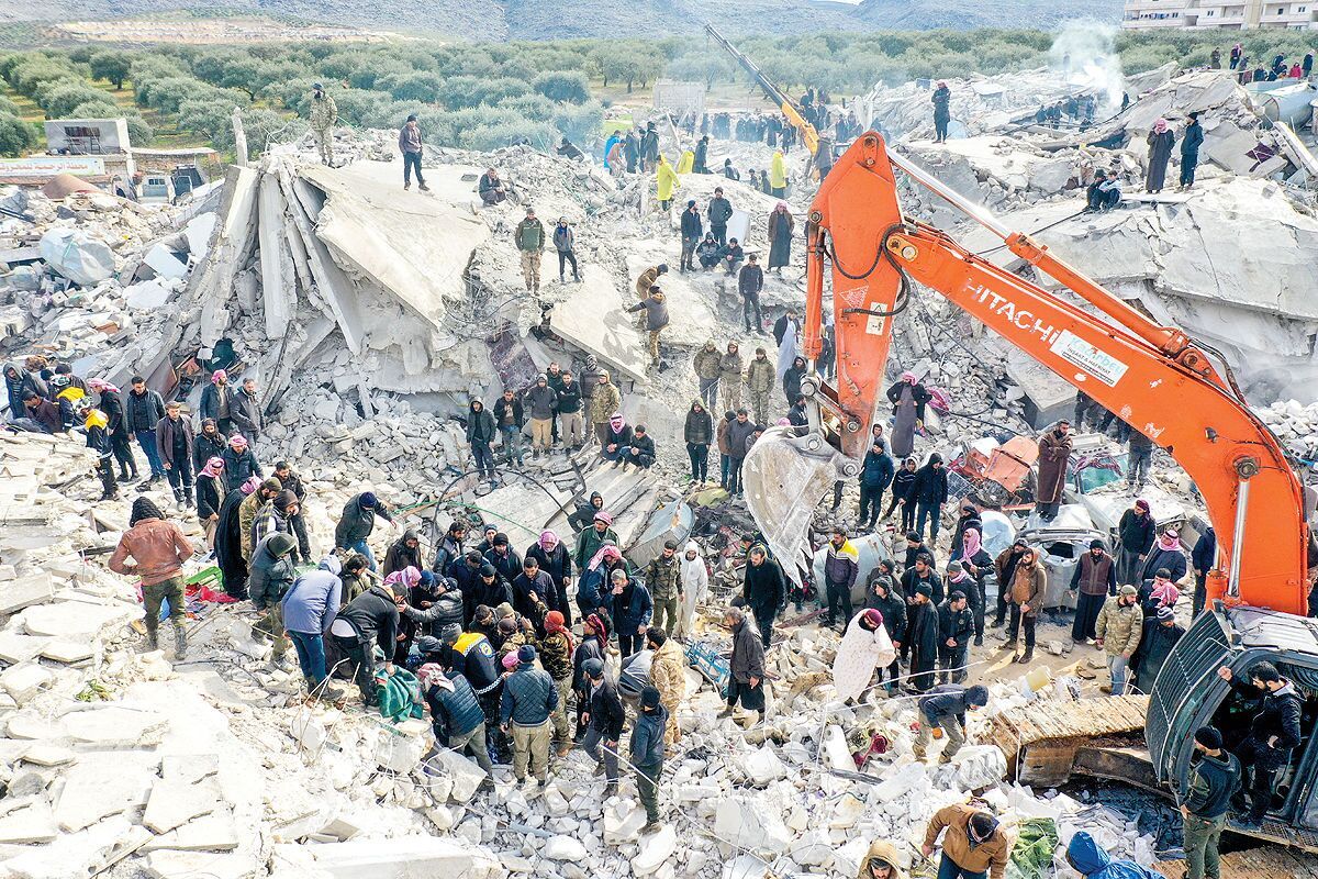 ویدئو| تصاویری از لرزش وحشتناک زمین مانند امواج دریا در زلزله اخیر ترکیه