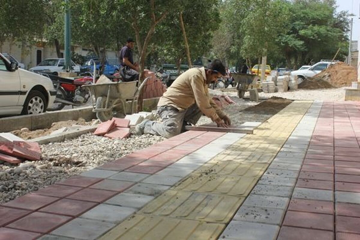 پیاده‌رو‌های بهسازی شده مشهد تا پایان سال به ۲میلیون و ۴۰۰هزارمترمربع می‌رسد