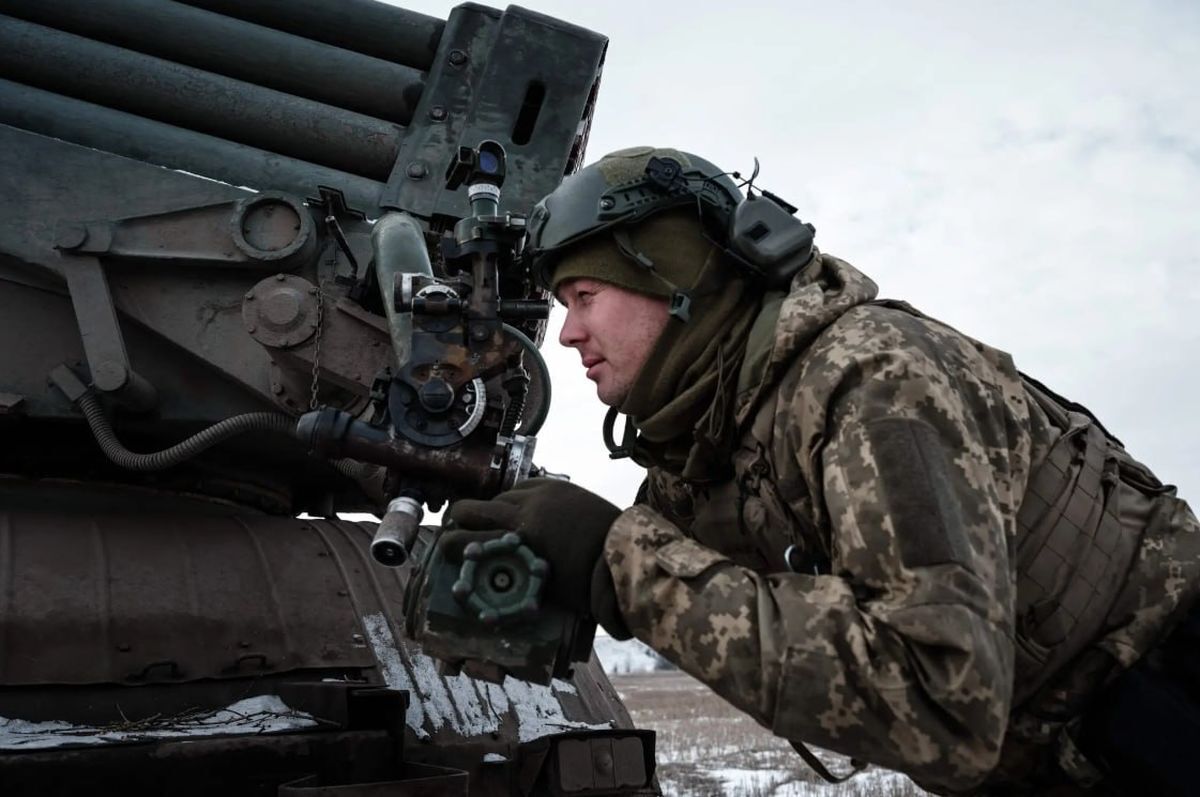 عکس فرمانده ارتش اوکراین با نشان داعش