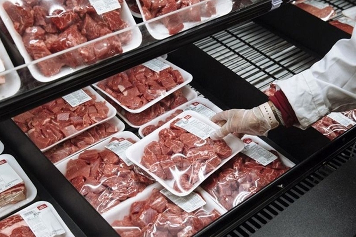 هزار و ۲۳۳ تن گوشت تنظیم بازار در خراسان رضوی توزیع شده است