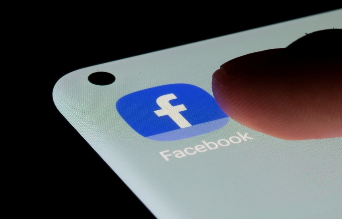 فیسبوک با تست منفی به عمد باتری گوشی کاربرانش را تخلیه می‌کند