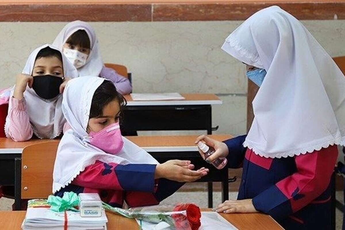 مدیران مدارس مشهد در برابر موضوع مسمومیت دانش آموزان دختر توجیه شدند | فعلا مورد خاصی گزارش نشده است