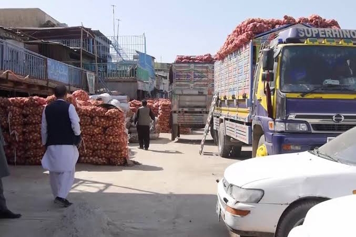 صادرات پاکستان به افغانستان کم شده است