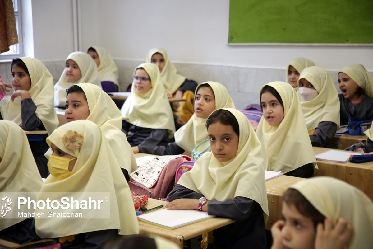 هیچ مدرسه‌ای در مشهد تعطیل نیست | درخصوص مسمومیت دانش آموزان مشهدی کسی بازداشت نشده است