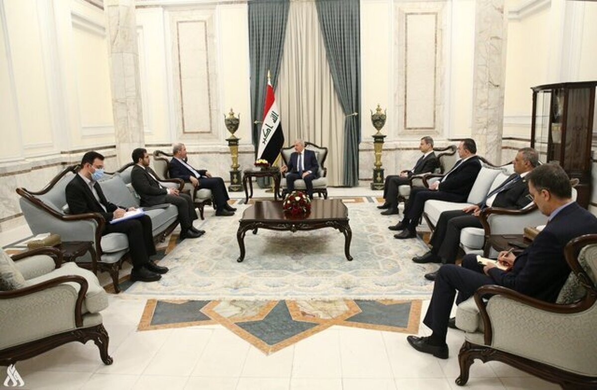 رئیسی از رئیس‌جمهور عراق برای سفر به تهران دعوت کرد (۲۱ اسفندماه ۱۴۰۱)
