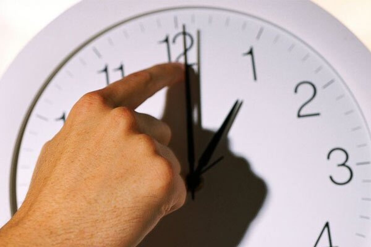 ساعت رسمی کشور دیگر تغییر نمی‌کند | تغییر ساعات کاری مبتنی بر مناطق جغرافیایی خواهد بود