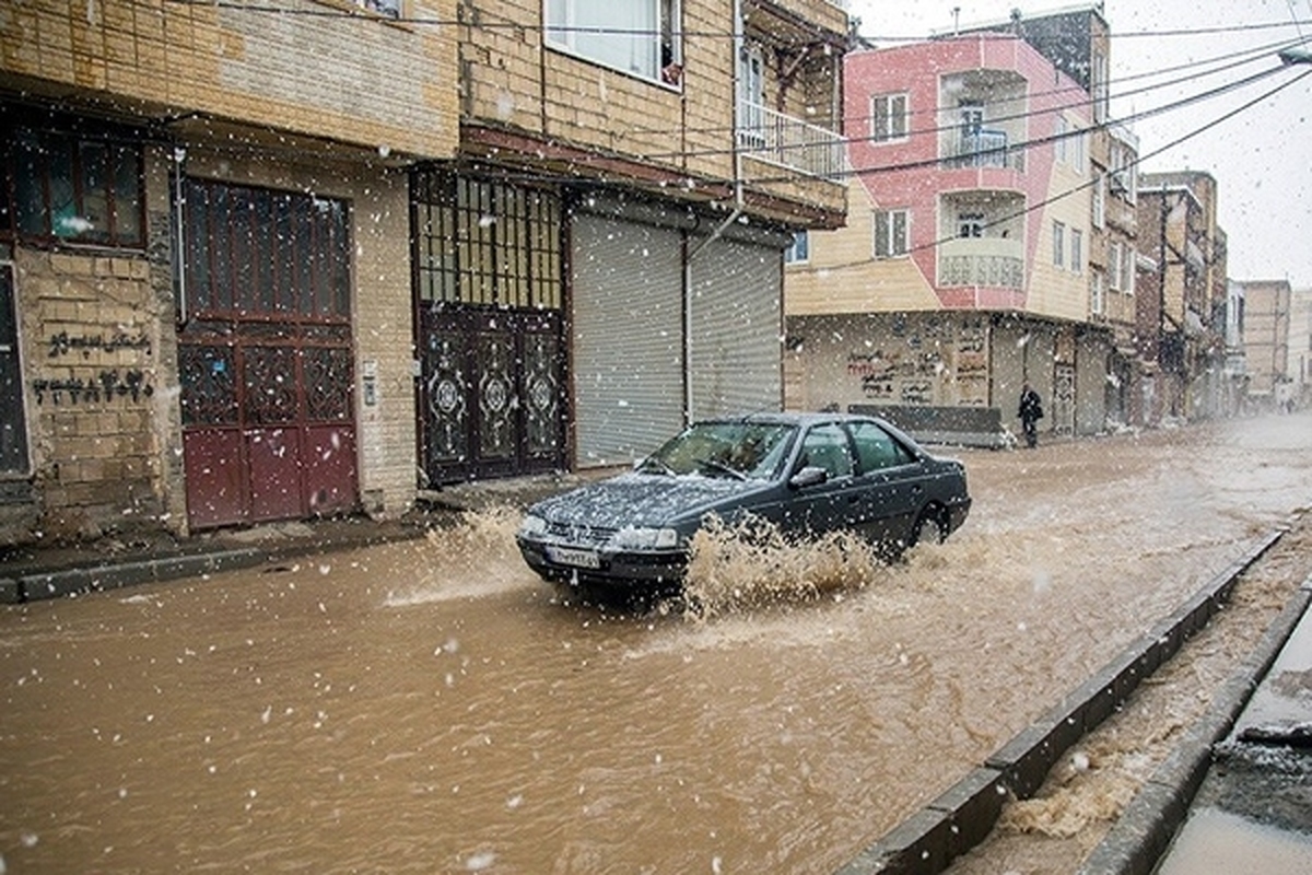 ویدئو | بارش شدید باران و جاری شدن سیلاب در سنندج