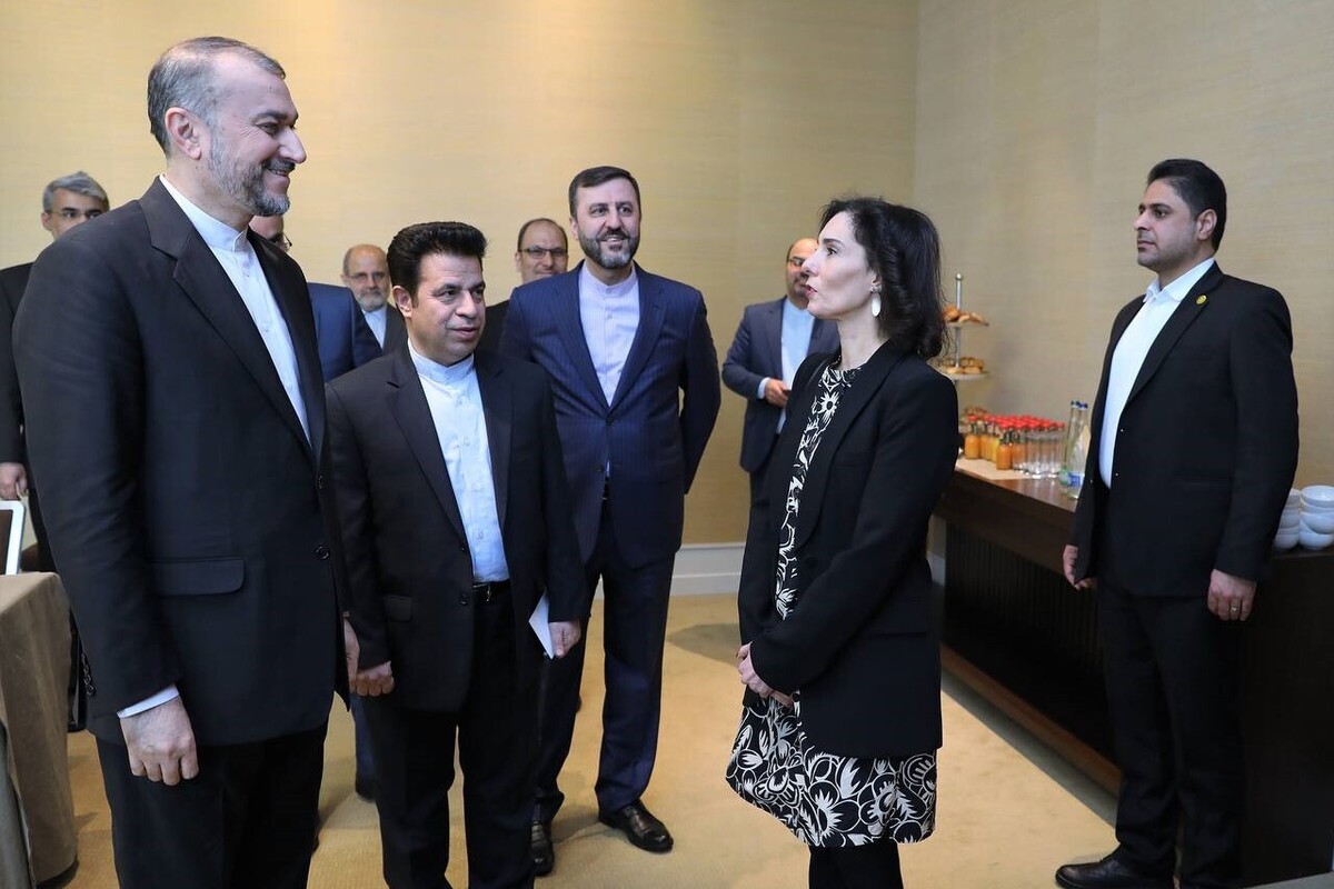 امیرعبداللهیان در دیدار با وزیر خارجه بلژیک: آماده حل مشکل مربوط به زندانیان ایران و بلژیک هستیم+ عکس
