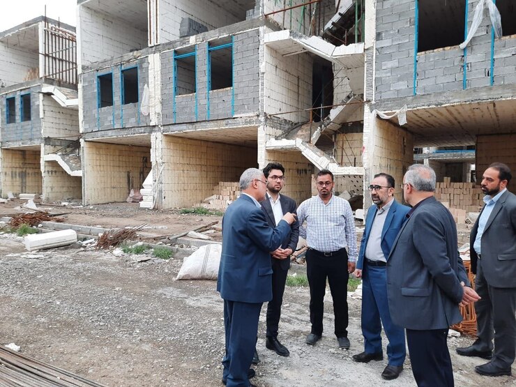 بازدید استاندار خراسان رضوی از روند ساخت مسکن در حاشیه شهر مشهد