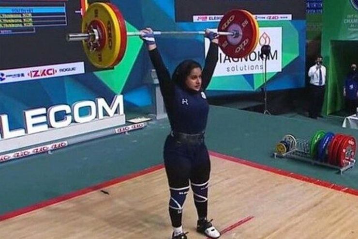 افتخارآفرینی مجدد دختر وزنه‌بردار ایران | مدال نقره یکتا جمالی در یک ضرب قهرمانی جهان