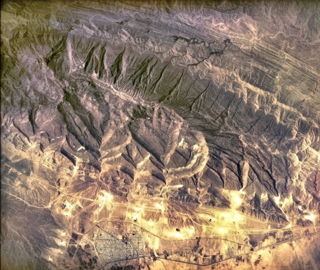 نخستین تصاویر ثبت شده توسط ماهواره نور۲ منتشر شد/ تصویربرداری ماهواره سپاه از پایگاه آمریکا در بحرین