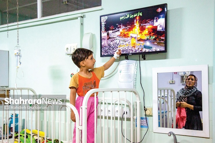 قرآن به سر بر بالین فرشته‌ها | روایتی از شب قدر در بیمارستان کودکان